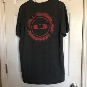 Men’s Oakley T-shirt